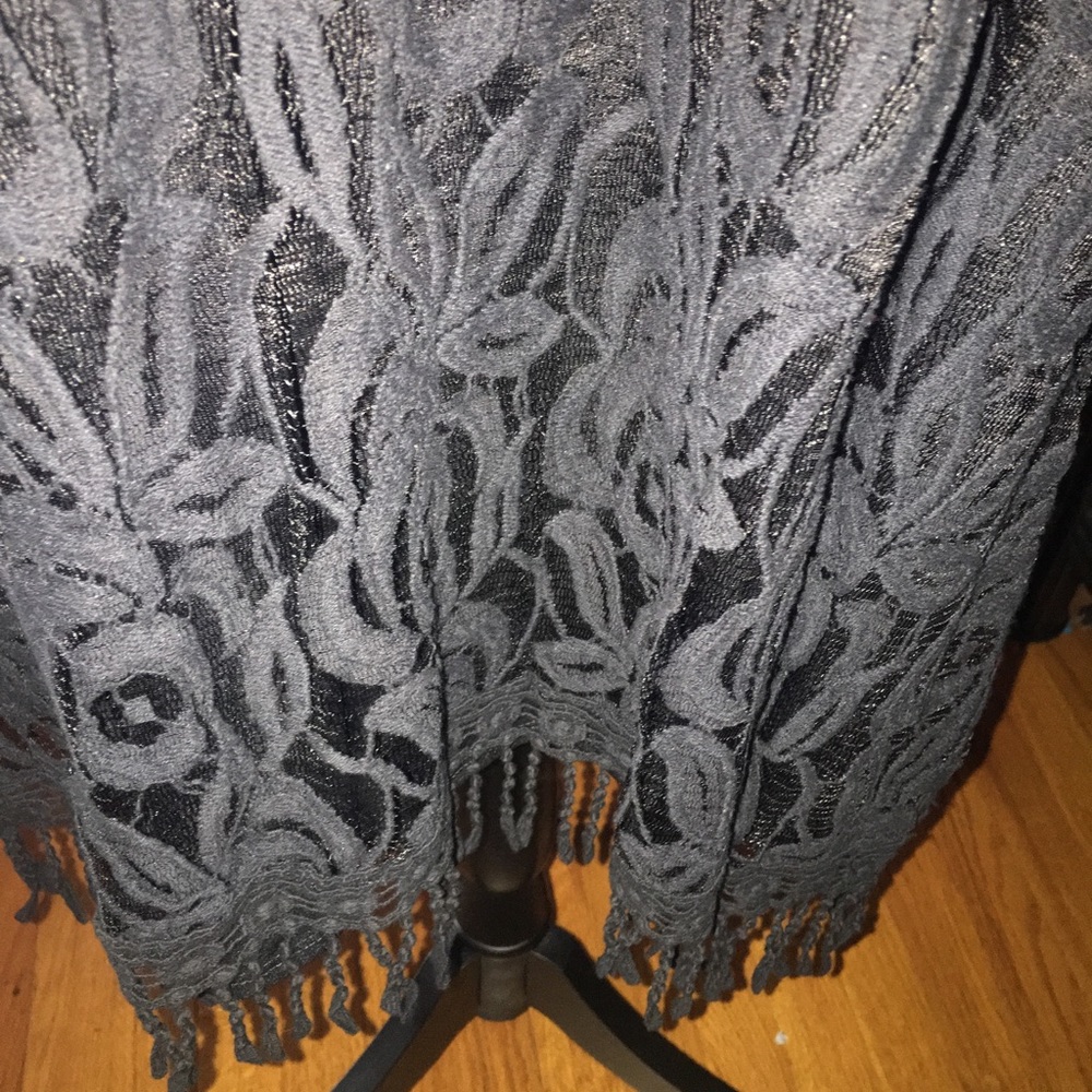 Black lace sheath dress - Picture 3 of 6